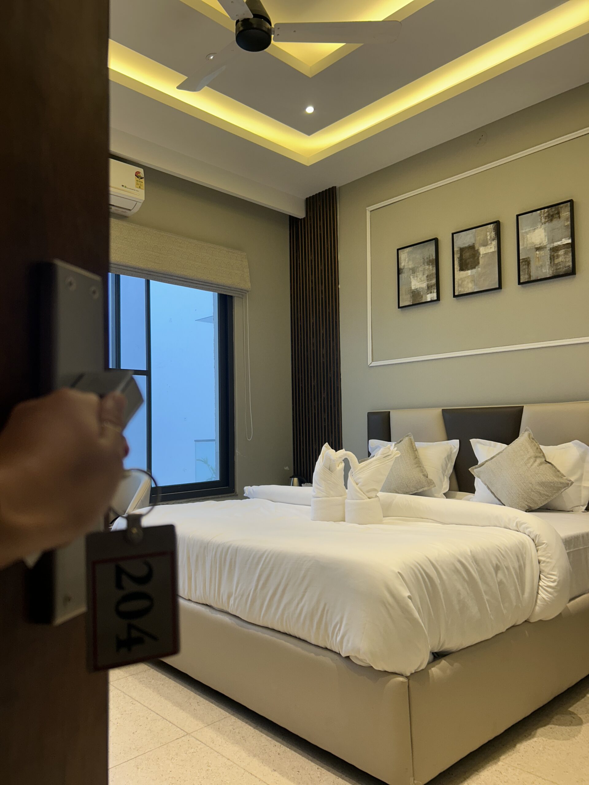 Luxury-2 Room
